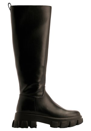 Black boots