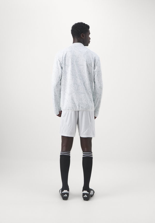 REAL MADRID 24/25 HOME - Club wear2