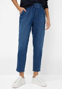 BRAX STYLE MONA - Mom Jeans - used regular blue