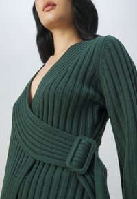 By Malene Birger Cardigan - green