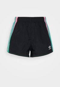 Černé sportovní šortky s elastickým pasem, zdobené růžovými a modrými bočnými pruhy, doplněné zeleným prošíváním a malým logem Adidas.