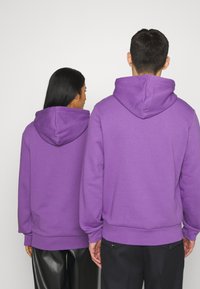 Lacoste Sweatshirt com capuz - purple