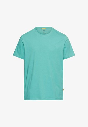 Helles Teal Baumwoll-T-Shirt mit rundem Halsausschnitt, kurzen Ärmeln und kleinem Logo auf der Brust. Glatte Textur und schlichtes Design.