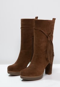 Unisa High heeled boots - cognac