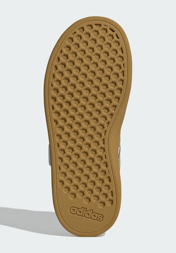 STAR WARS GRAND COURT 2.0 – Laufschuh Straße