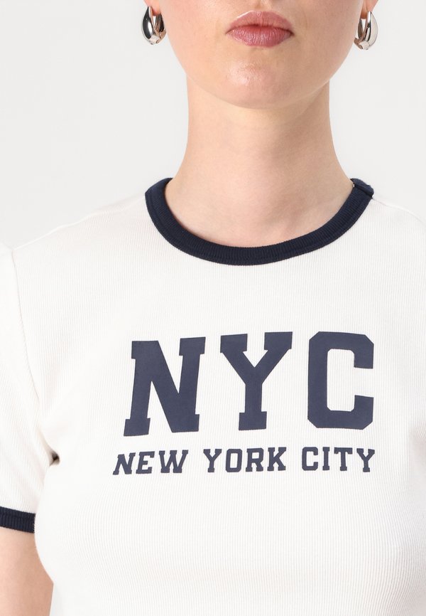 ONLVIKKA O NECK SHORT - Print T-shirt3