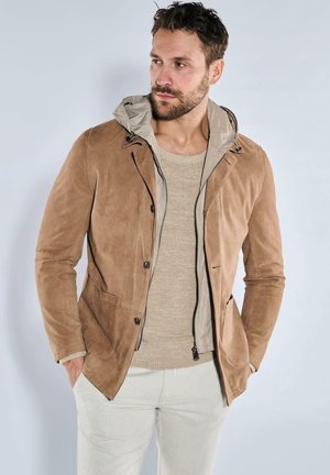 Emilio Adani MIT INLET - Leather jacket - hellbraun