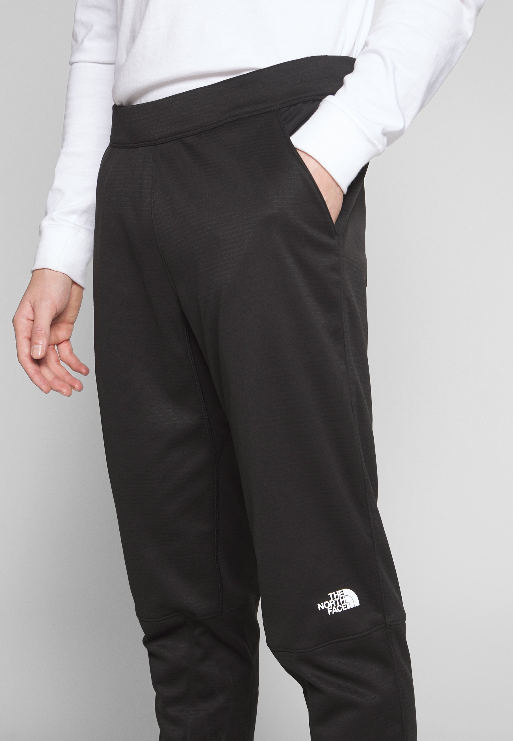 TRAIN LOGO PANT Joggebukse black TRAIN LOGO PANT Joggebukse black