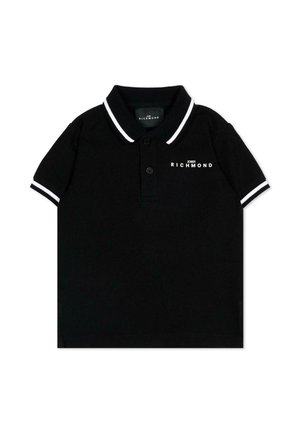 Polo noir à manches courtes avec des rayures blanches sur le col et les manches, avec le texte "John Richmond" sur la poitrine gauche.