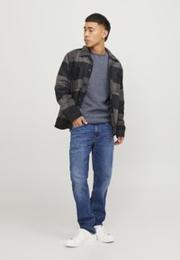 Jack & Jones CREW NECK NOOS - Vesta - captains blue