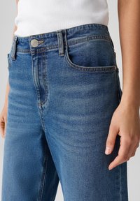 OPUS MID RISE CROPPED WIDE FIT - Straight leg jeans - mid lane blue