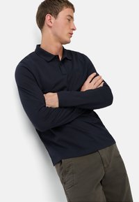 camel active MIT ATMUNGSAKTIVEN EIGENSCHAFTEN UND KÜHLFUNKTION - Poloshirts - dark navy