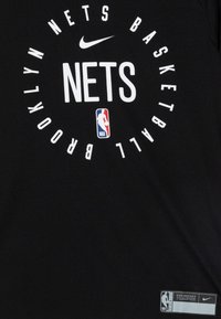 Nike Performance NBA BROOKLYN NETS LEGEND PRACTICE TEE UNISEX - Article de supporter d'équipe de club - black