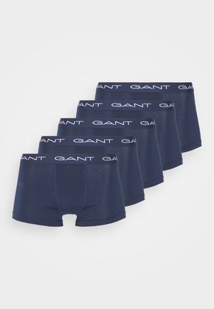 Navyblå boksershorts laget av myk bomull. Har en hvit merket elastisk midjebånd og en tettsittende design. Pakke med fem.