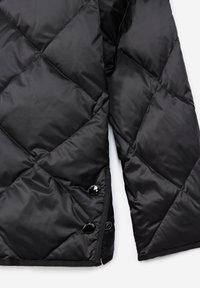 The Kooples Bunda z prachového peří - black