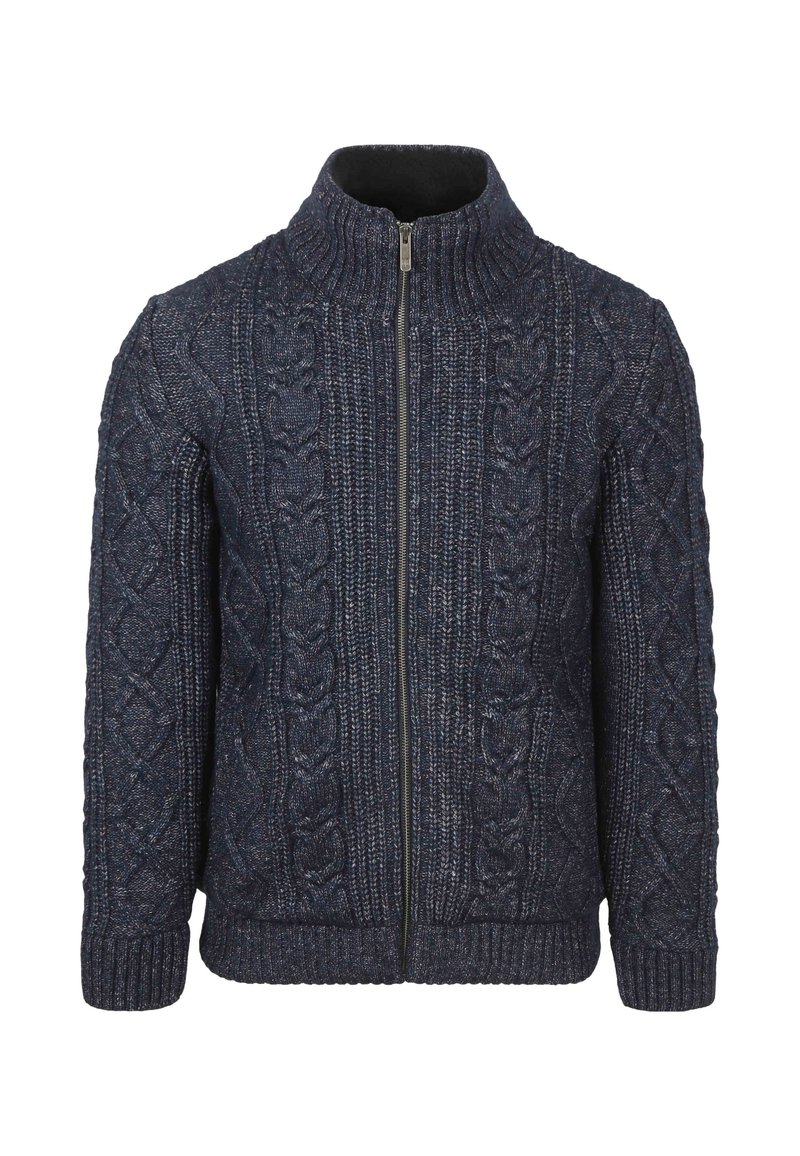 Donkerblauwe gebreide zip-up trui met hoge kraag en kabelpatroon op de mouwen en de voorkant.