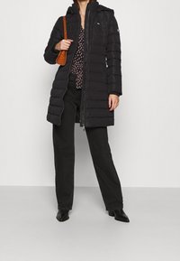 Tommy Jeans Dunkappa / -rock - black