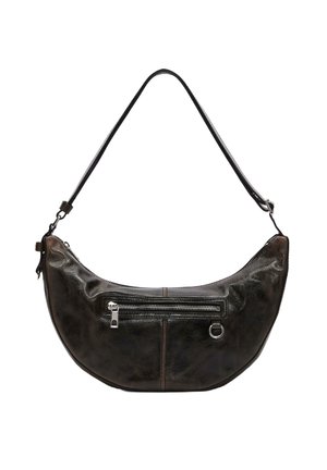 Skórzana torba na ramię w ciemnym brązie o zakrzywionym kształcie. Posiada przednią kieszeń na zamek, srebrne okucia i odpinany pasek.
