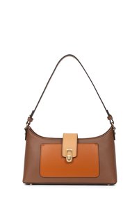Borsa a tracolla in pelle marrone con una forma strutturata, caratterizzata da un pannello di accentuazione color tan e una chiusura in tonalità dorata. Cinghia corta attaccata.
