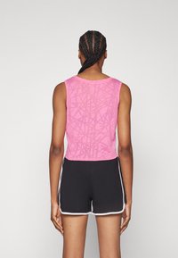 ONLY Play ONPMASON KNOT BURNOUT CROP TRAIN - Top - azalea pink