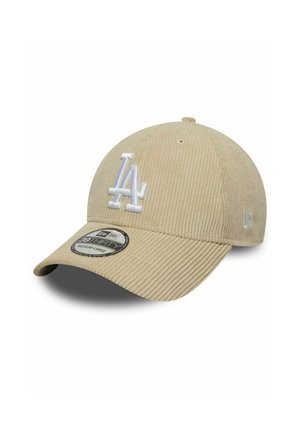 Bež baseball kapa od kordura s bijelim izvezenim "LA" logom sprijeda i oznakom veličine na zakrivljenom viziru.