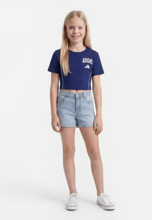 adidas Performance TEE JUNIOR UNISEX - Μπλουζάκι με στάμπα - dark blue/white