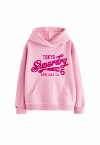 Ružová mikina s kapucňou a klokanie vrecúško, s výrazným fialovým textom "TOKYO Superdry JPN 6" a "HERITAGE CO."