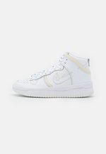 Nike Sportswear DUNK UP - Baskets montantes - summit white/white/sail/black/blanc - ZALANDO.FR