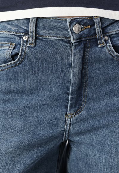 ONLY ONLMADISON BLUSH WIDE BELT - Wide Leg - Dark Blue Denim/denim Bleu Foncé