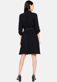 LolaLiza MIDI - Srajčna obleka - black