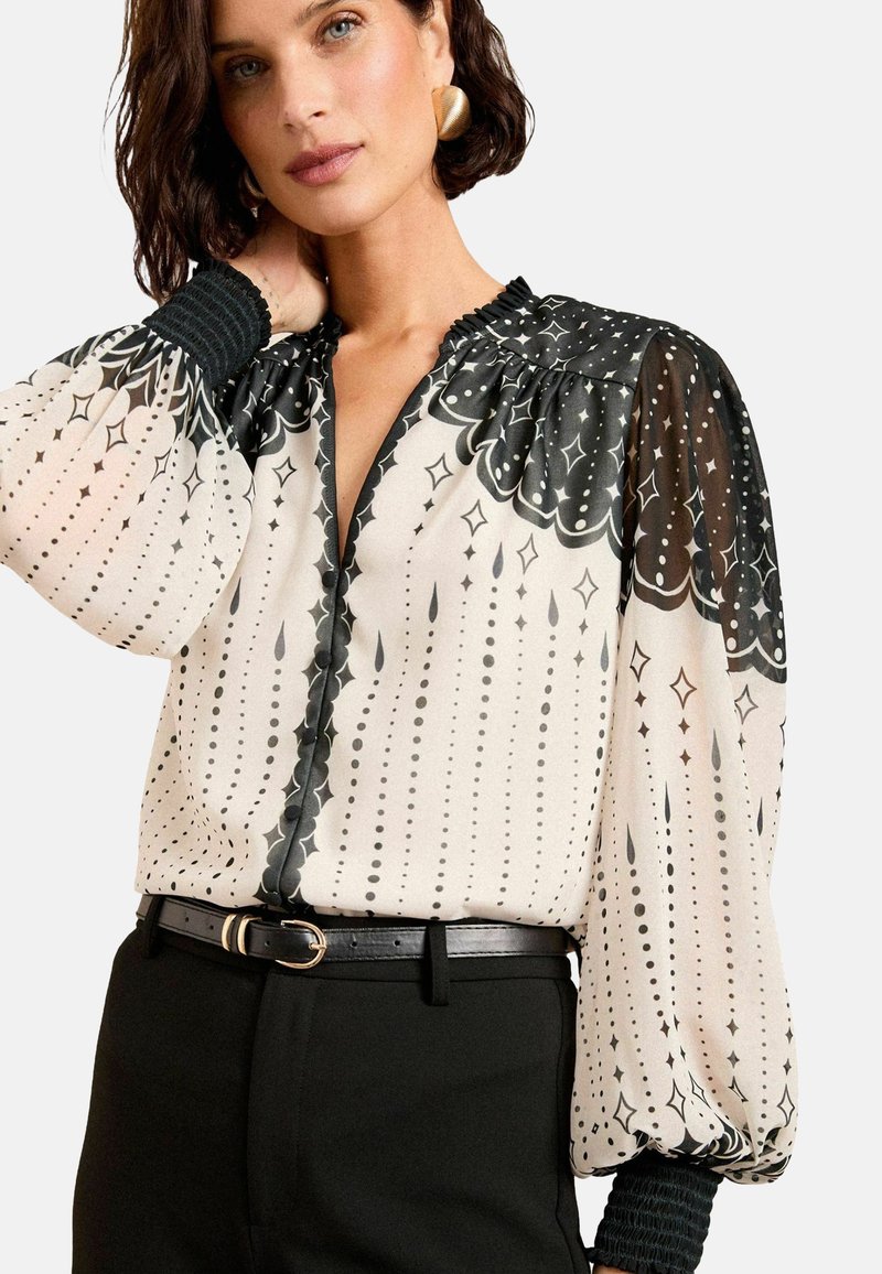 Love & Roses PETITE FIT -   BUTTON DETAIL LONG SLEEVE  - Camicetta - black white