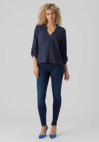 Vero Moda Camicia - navy blazer