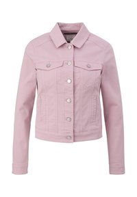 Chaqueta de mezclilla rosa clara con cuello, botones plateados, dos bolsillos frontales y un diseño ajustado. Textura suave, mangas largas.