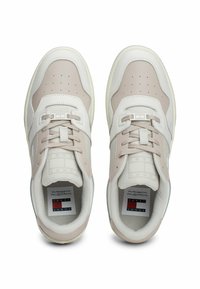 Tommy Jeans FINE CLEAT TONAL - Sneakers basse - drifty dunes
