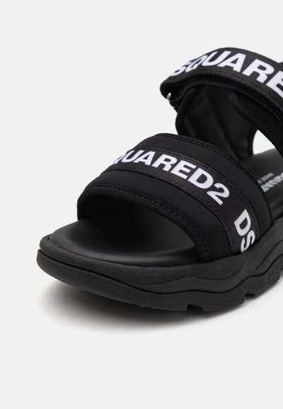 Dsquared2 UNISEX - Sandalias - black/white