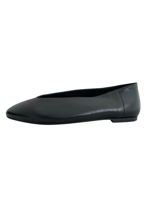 Black leather ballet flat with a rounded toe, seamless design, and a low heel. Smooth texture, minimal detailing, and closed back.