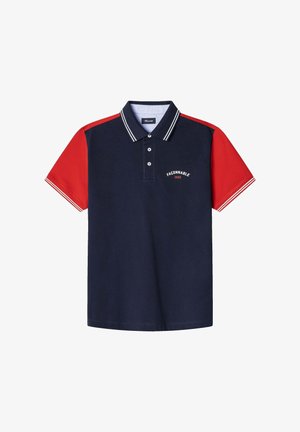 Polo navy con maniche corte rosse, dettagli bianchi e placca a tre bottoni. Presenta il logo "FACONNABLE 1950" sul petto.