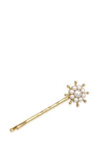 Goldener Haarnadel mit floralen Design und einem Cluster aus weißen Perlen an der Spitze, sowie einem strukturierten Nadelstiel für sicheren Halt.