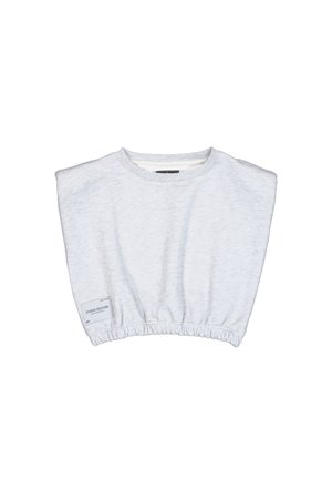 Sweatshirt scurt, gri deschis, cu decolteu rotund, mâneci scurte și tiv elastic. Prezintă o etichetă mică cu "Studio Edition" pe lateral.