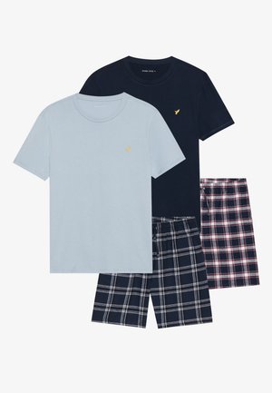 Lengvų mėlynos ir tamsiai mėlynos spalvų T-marškinėlių rinkinys, abiejuose yra auksinė emblema, taip pat languotų šortų rinkinys tamsiai mėlynos, baltos ir raudonos spalvų. Medvilnės audinys, kasdienis dizainas.