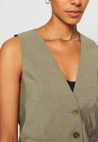 Mos Mosh LUA EDEN  - Vesta - dusty olive