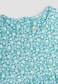 JoJo Maman Bébé STRAWBERRY DITSY FLORAL PUFF SLEEVE  REGULAR FIT - Rochie din jerseu - duck egg blue ditsy