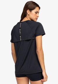 Roxy BOLD MOVES - FUNKTIONS - Camiseta estampada - kvj