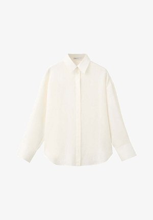 Witte blouse met lange mouwen, knoopsluiting, puntige kraag en verborgen knopen, plat weergegeven op een witte achtergrond.