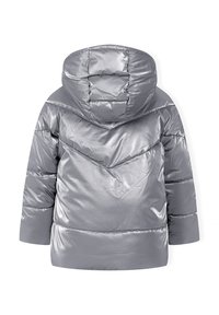 Giacca a vento puffer argento con cappuccio, caratterizzata da una finitura lucida, un motivo a zigzag e polsini elasticizzati. La vista posteriore mostra una texture liscia.