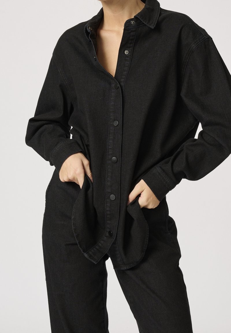 My Essential Wardrobe Chemisier - black