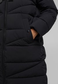 Esprit Abrigo de invierno - black