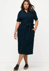 Ulla Popken Abito a camicia - marine