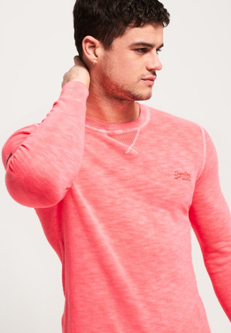 Superdry GARMENT DYED L.A. CREW JUMPER Trui washed neon Superdry fluor pink ronde hals trui