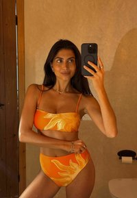 Never Fully Dressed HIGHWAIST - Donji dijelovi bikinija - orange sun